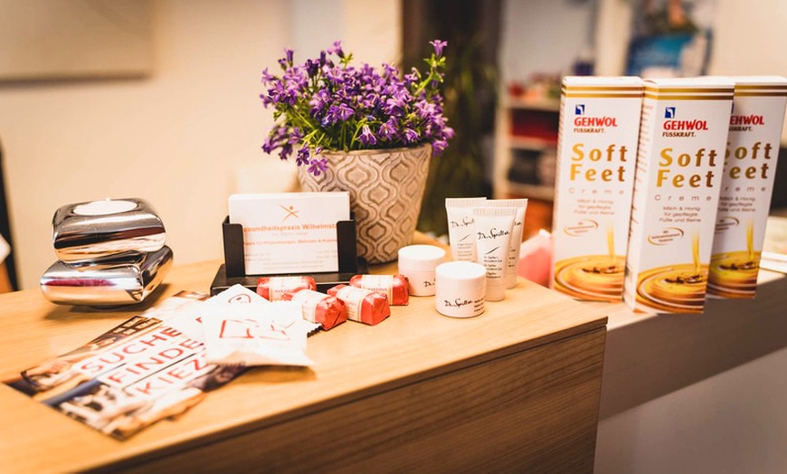 Image 5: 30-60 Min. Kräuterstempel-Massage für 1 Person