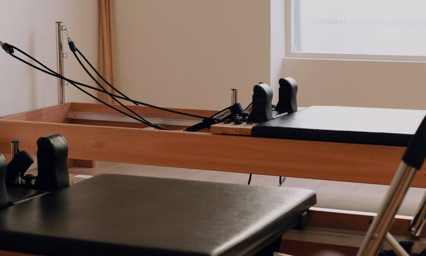 Image 4: 2, 4 o 6 clases de 1 hora de pilates con máquinas Reformer