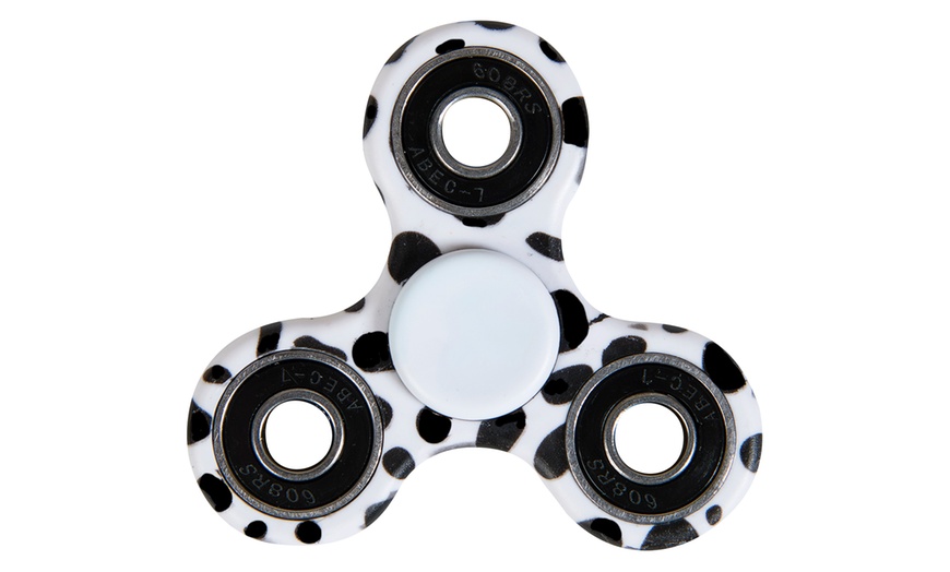 Image 11: Three Freestyle Fidget Finger Spinners