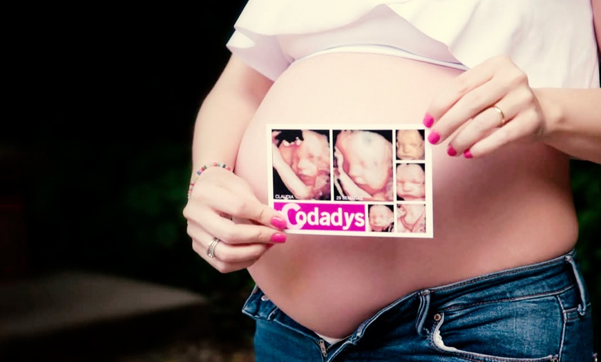 Image 5: Book fotográfico por la ciudad para una o dos personas con retoque 
