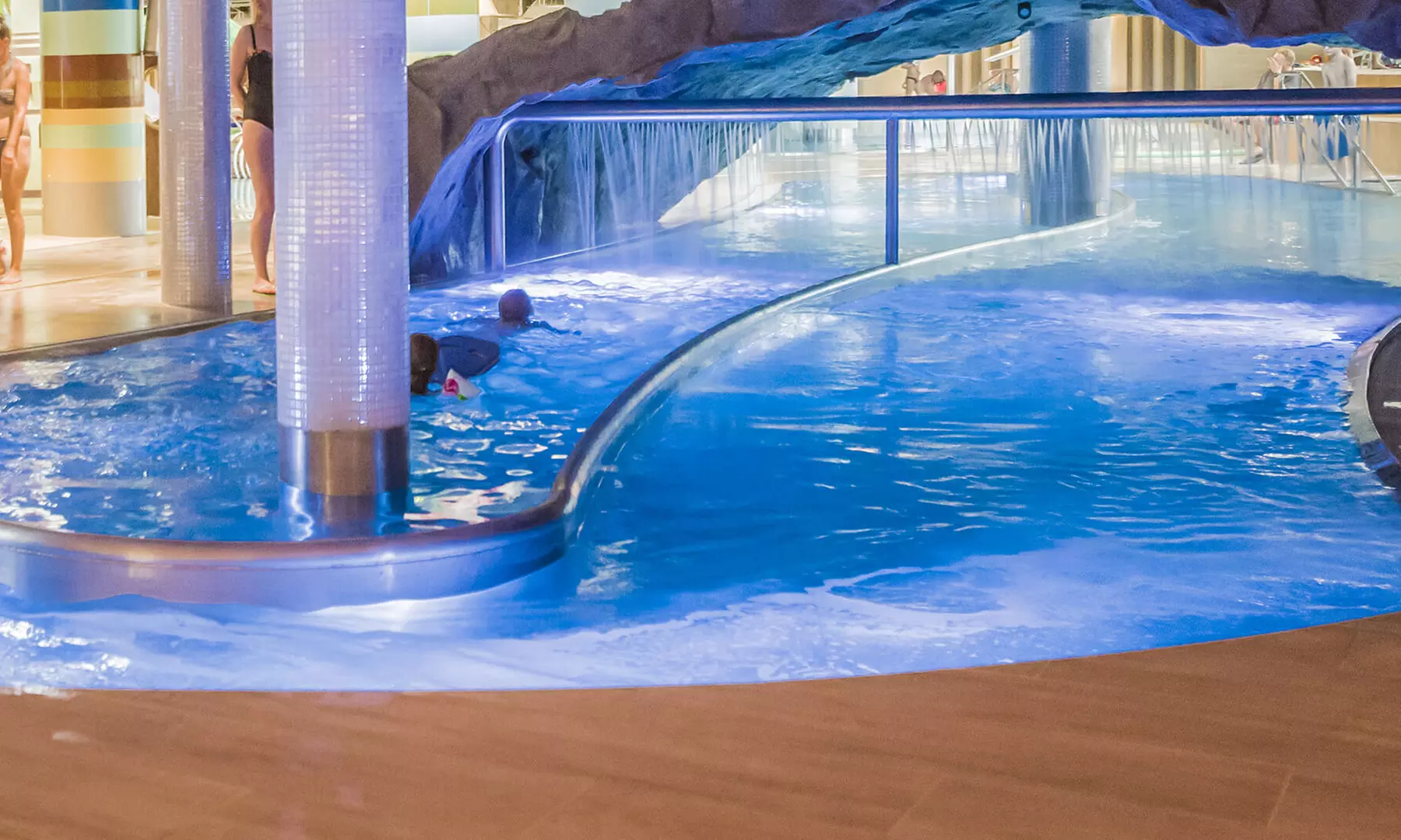 Świnoujście: Apartament dla 2 lub 4 osób – 150 m od plaży