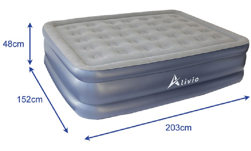 Image 5: Alivio Inflatable Airbed with Built-in Pump