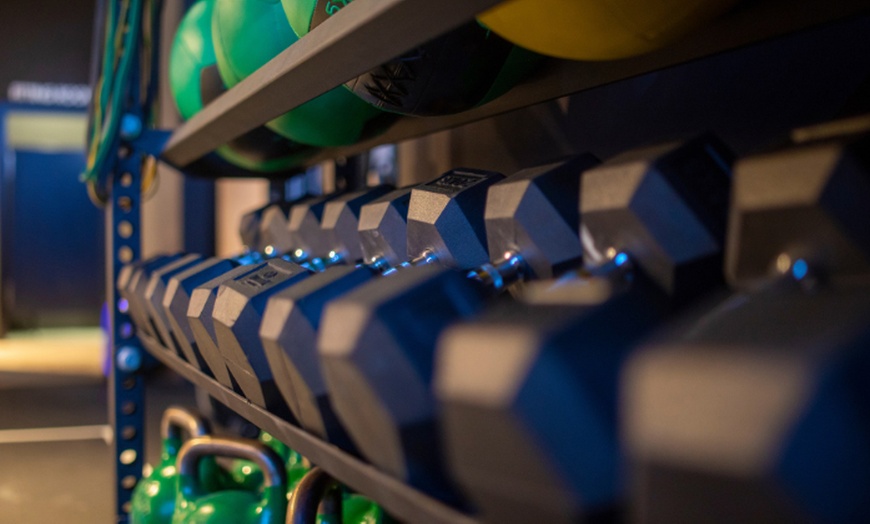 Image 3: 1 mes de acceso ilimitado a DISTRITO ESTUDIO