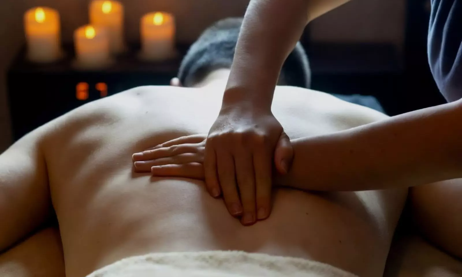 Masaje relajante, descontracturante, deportivo o drenante a elegir