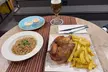 Pollo a la brasa peruano con arroz chaufa, entrante, postre y bebidas para 2 o 4 personas con hasta un 36% menos - Second Medium