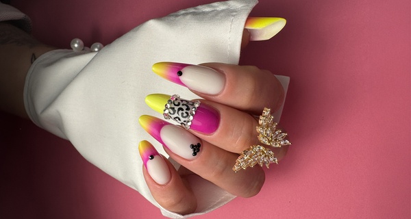 Manicure i pedicure hybrydowy dla pięknych dłoni i stóp