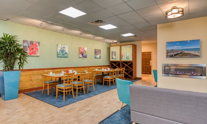 Image 8: Hotel Stay Steps From The Beach w/ Ocean Views & Indoor Pool Access