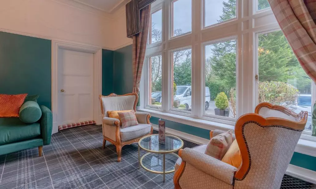 Lancashire: One Night Stay with Breakfast, Gin Making Experience