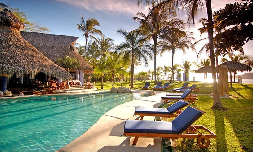 Bahia del Sol Beach Front Boutique Hotel in - Guanacaste, CR | Groupon ...