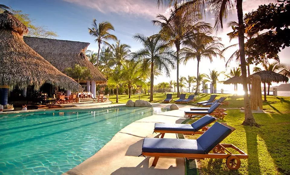 Three-, Four-, or Five-Night Stay for Up to Four with Optional Resort Credit at Bahia Del Sol Hotel in Costa Rica - Primary Image