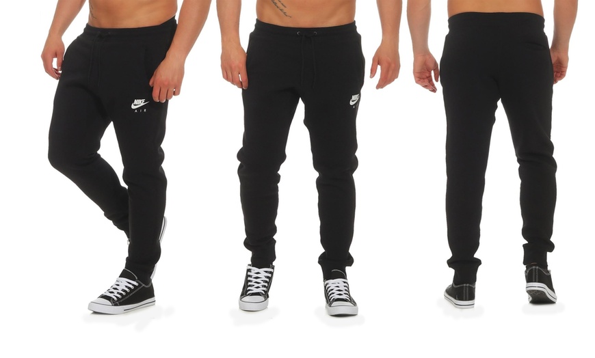 Image 1: Nike Men's Heritage Joggers 