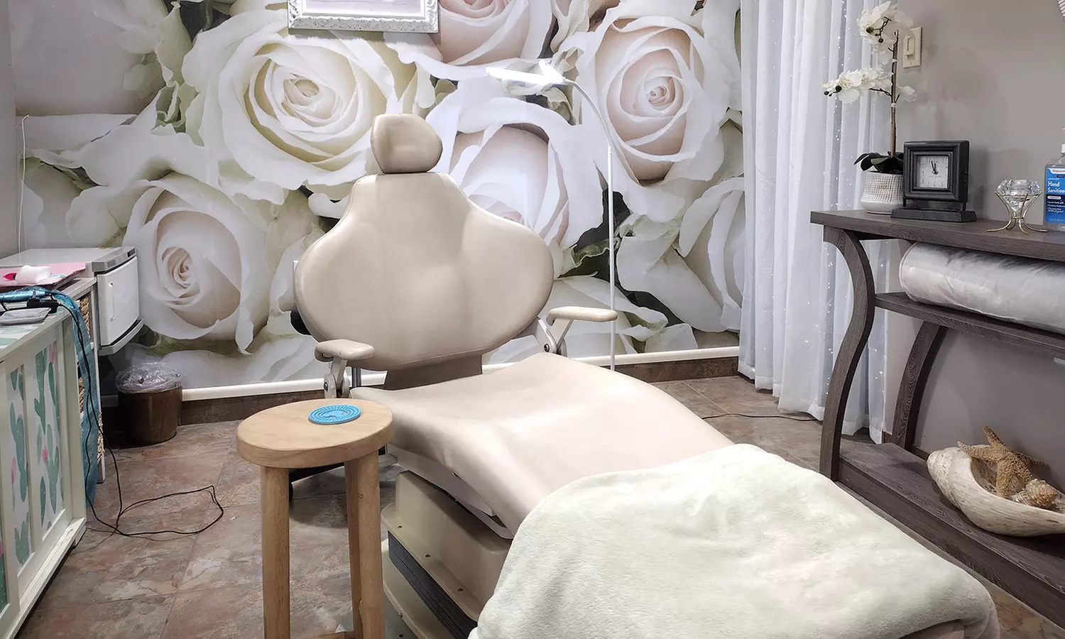 Up to 30% Off on Plasma Pen Skin Tightening at Pleasantly Plasma - Primary Image