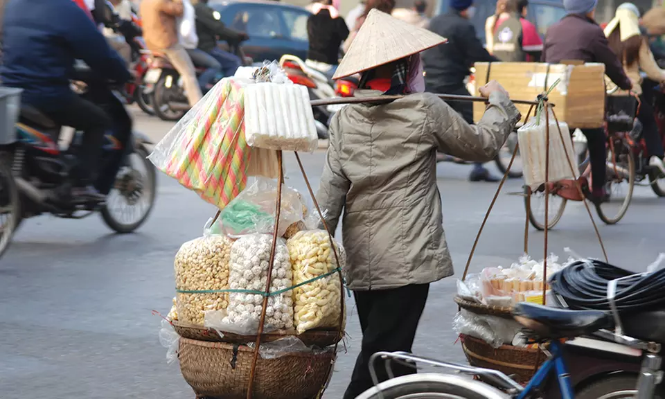 ✈ 6-Night Tour of Vietnam w/ Hotels & Air