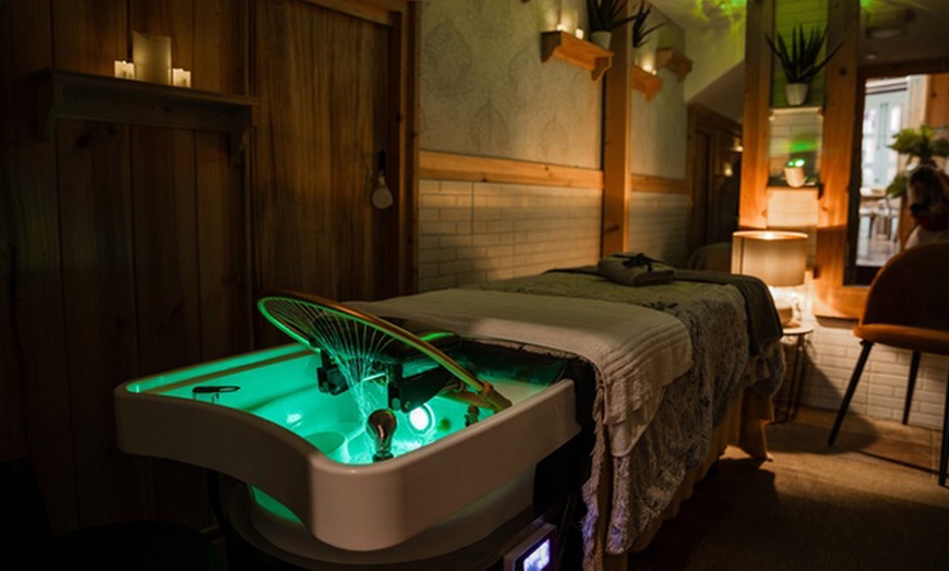 Image 8: Ritual de head spa japonés con lifting facial, reflexología y más 