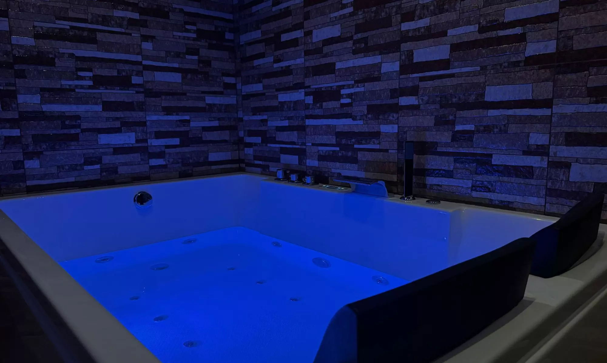 Ritual Serenity en pareja de 60 minutos con jacuzzi
