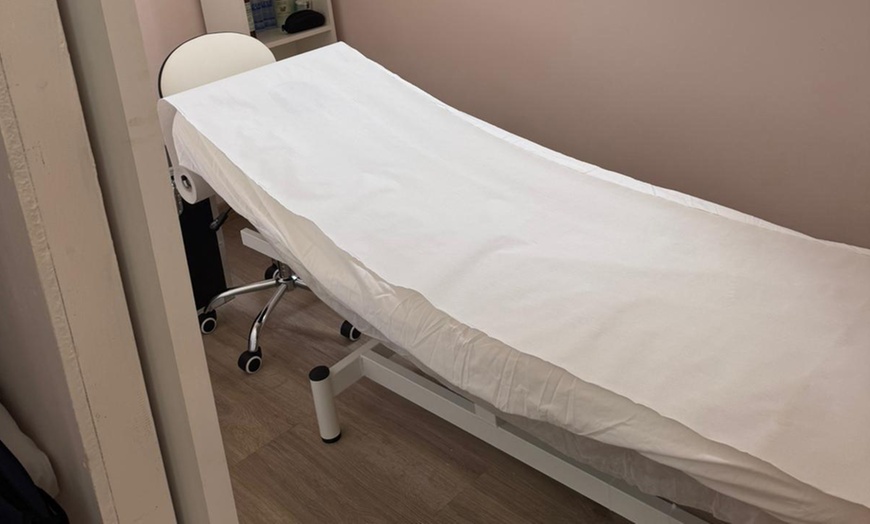 Image 3: 1 o 3 sesiones de masaje de 60 minutos con técnica a elegir para 1