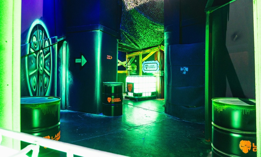 Image 1: Play Laser Tag in Groups: Three 15-Min Sessions Full of Fun