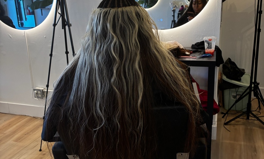 Image 6: Quick Weave Services with Leave Out and Styling Options