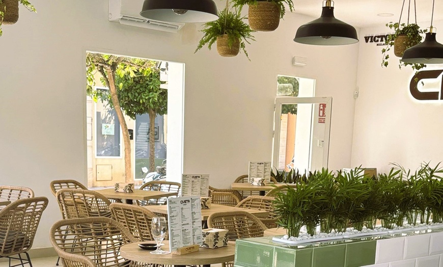 Image 2: Desayuno brunch para 4 o 2 personas, o dos batidos de autor