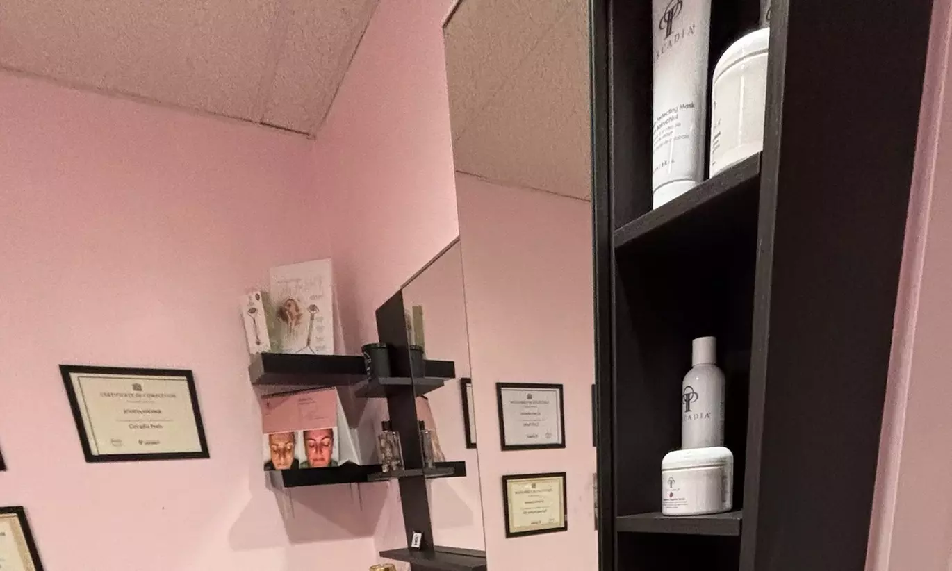 Glow Up with One, Two, or Three 60-Min Customized Moisturizing Facials