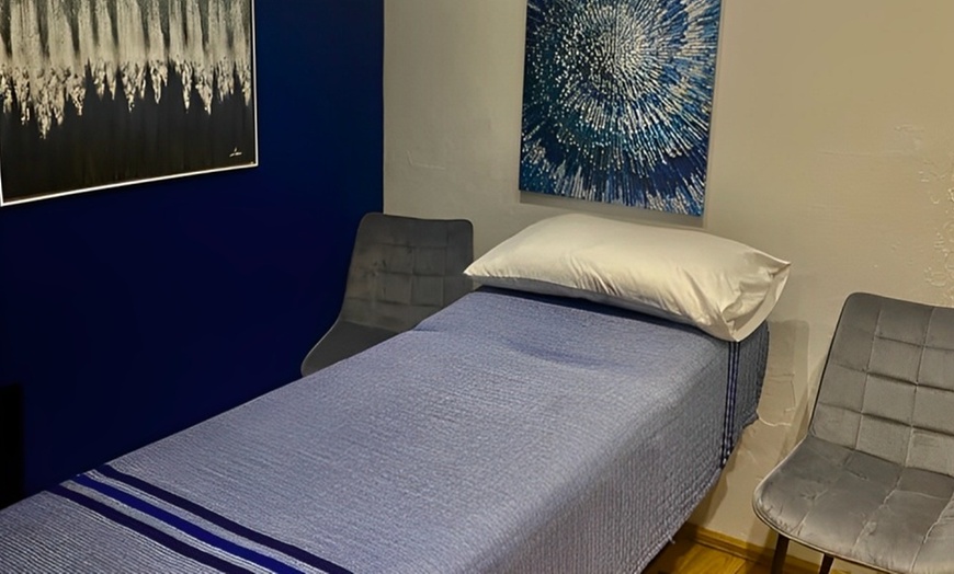 Image 4: 30-Min Back, Neck & shoulder massage or Deep Tissue or Sports Massage 