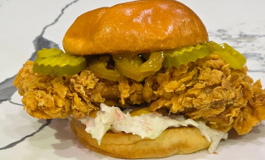 Image 4: Dinner for 2, Family Package, Burger Combo/C$20, C$40, or C$60 Voucher