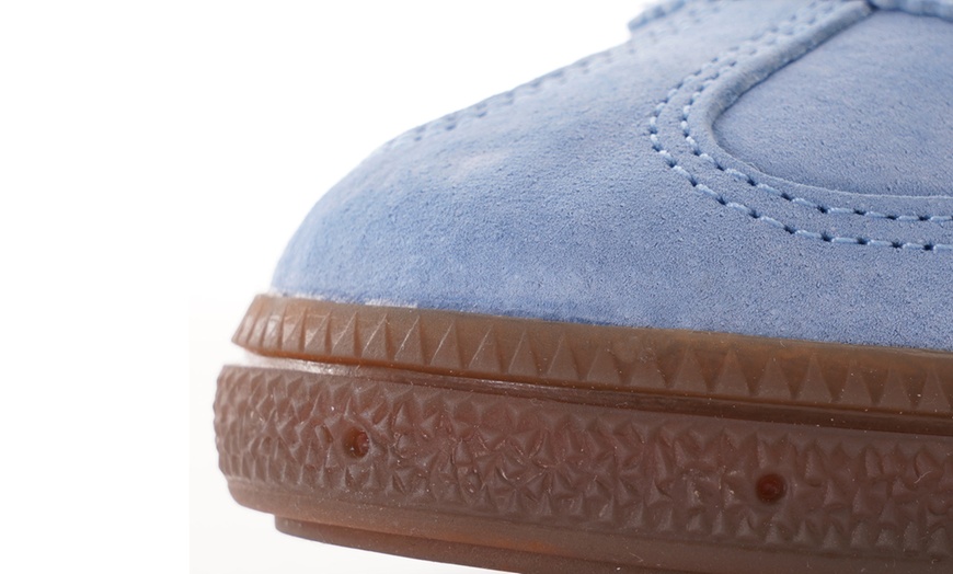 Image 15: Adidas Originals Handball Spezial Trainers – Retro Suede Streetwear Icon