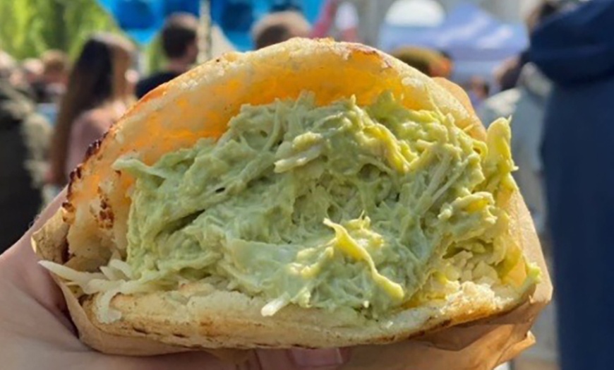 Image 3:  Arepa oder Bowl nach Wahl inkl. hausgemachtem Drink für 1-2 Personen
