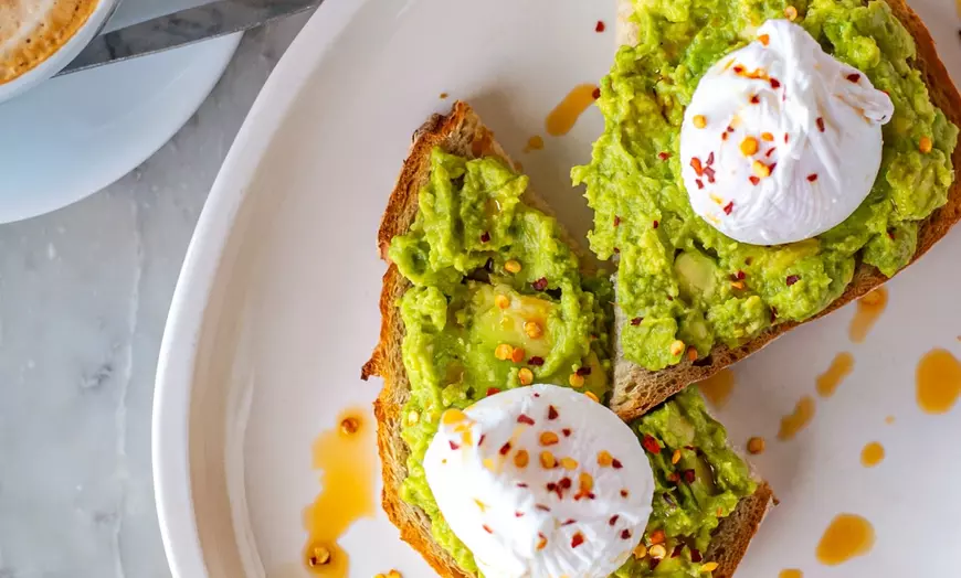Image 2: Enjoy a Classic or Celebration Brunch for Two or Four People