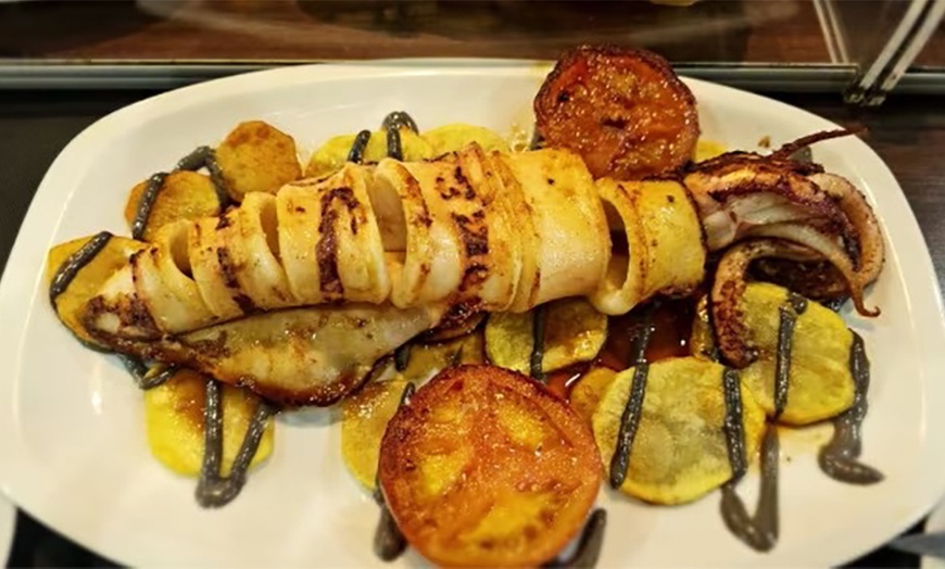 Image 3: Asturias, en tu mesa: menú para 2 o 4 con 3 pases, postre y bebidas