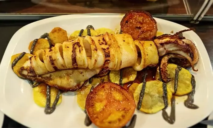 Asturias, en tu mesa: menú para 2 o 4 con 3 pases, postre y bebidas