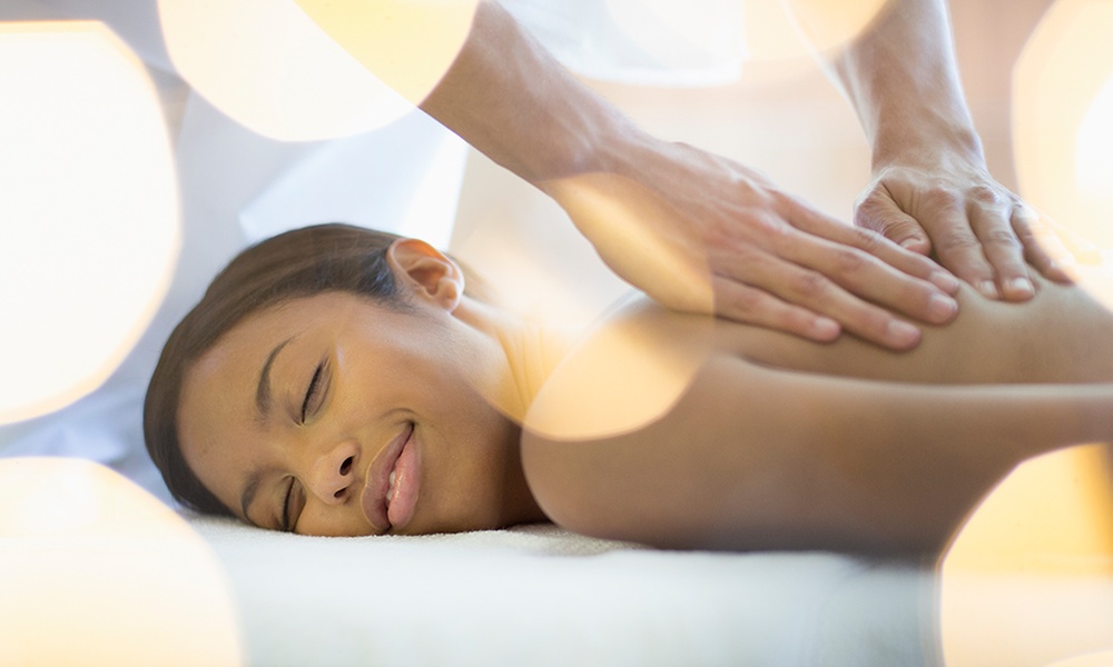 30-Minute Deep Tissue Massage at Complete Health – Relieve Tension