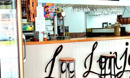 Menú para dos con tapa de crujiente de queso, 2 mini cachopos y 1 agua grande; válido los miércoles - Restaurante La Lonja
