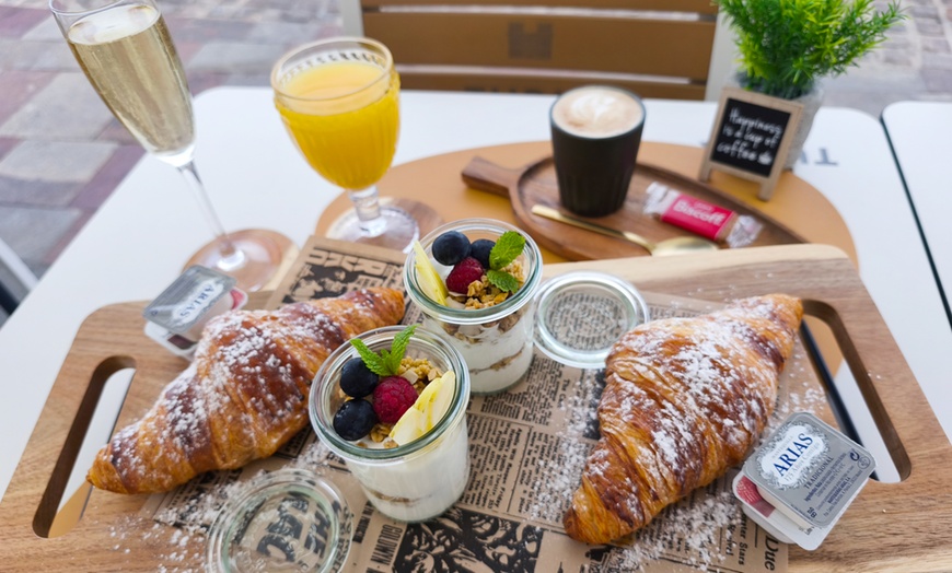 Image 1: Brunch para 2 o 4 personas con vistas a La Gomera y La Palma