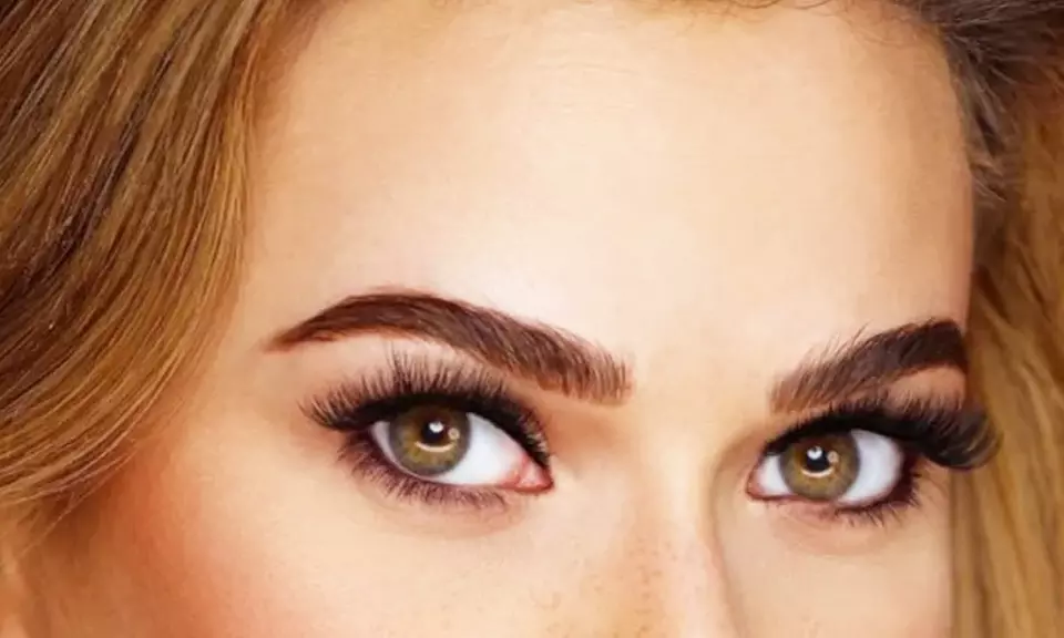 Classic or Volume Full Set Eyelash Extensions