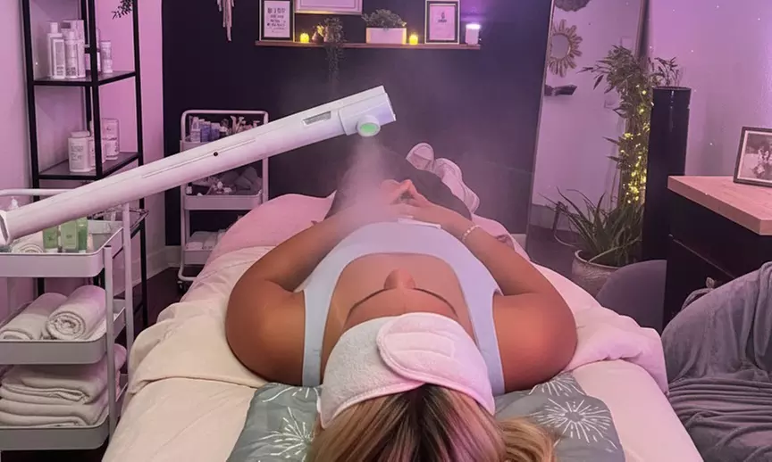 Glowing Facial & Luxe HeadSpa Treatment with Optional Lunch for 1 or 2