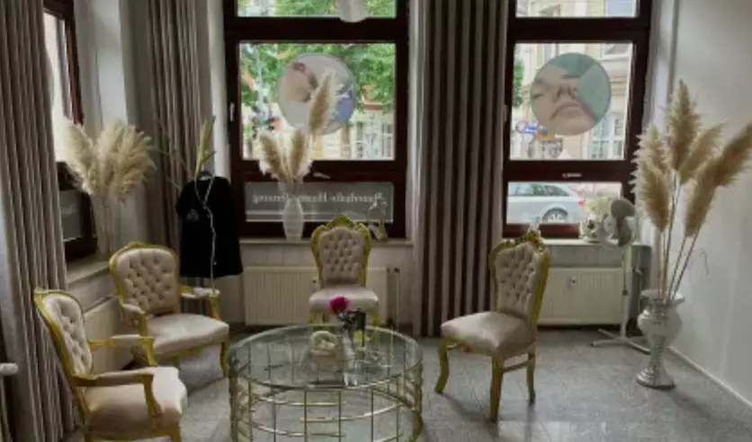 Head Spa & Hydrogen Gesichtsbehandlung (90 Min.) für 1 oder 2 Personen