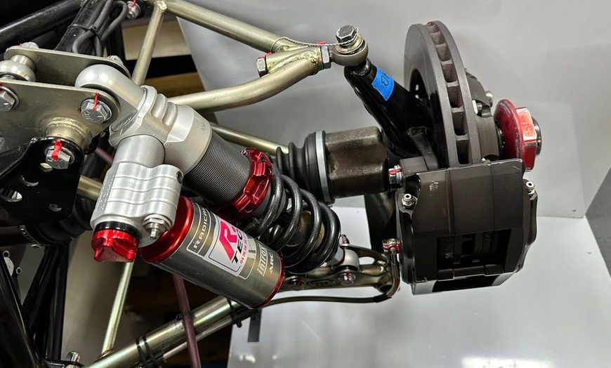 Image 2: Formuła 1 na torze: przejażdżki Bolidem Radical SR3 