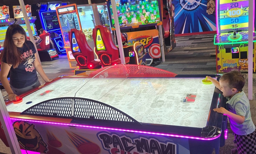 Image 1: Dive into Fun with 280 or 575 Arcade Credits
