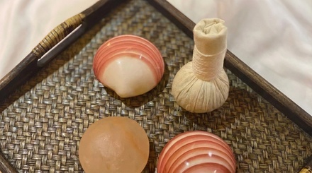 One 60-Minute Essential Oil+Scrub Salt+Hot Stone+Hot Pack Full Body Massage - Yun Duo Massage