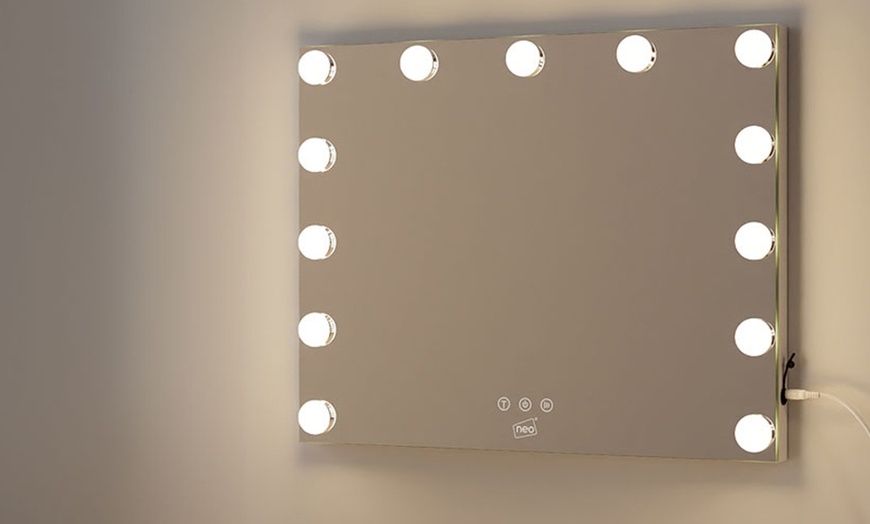 Image 5: Neo Hollywood Vanity Touch Mirror with LED Bulbs