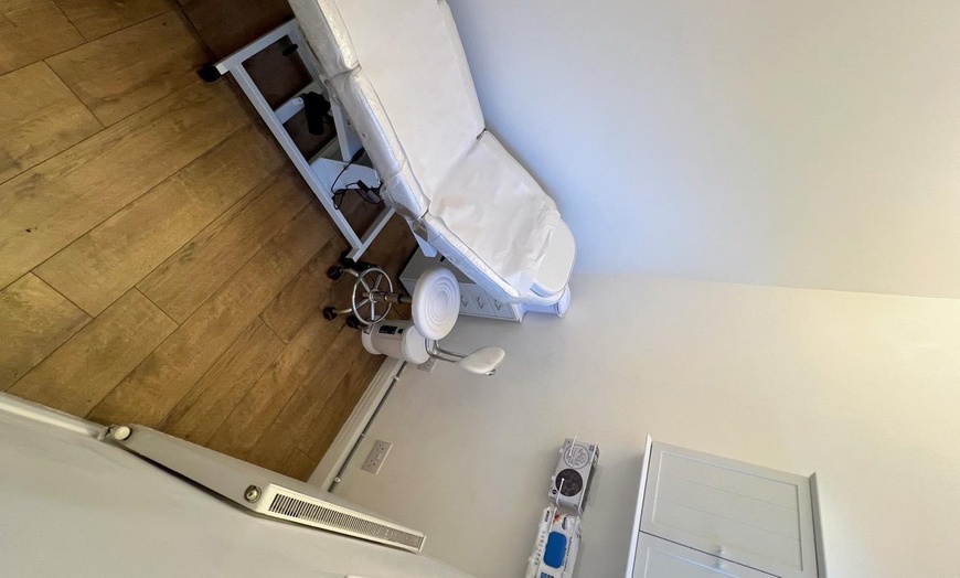 Image 2: Lash Lift & Tint or Brow Lamination & Tint with Optional Shape