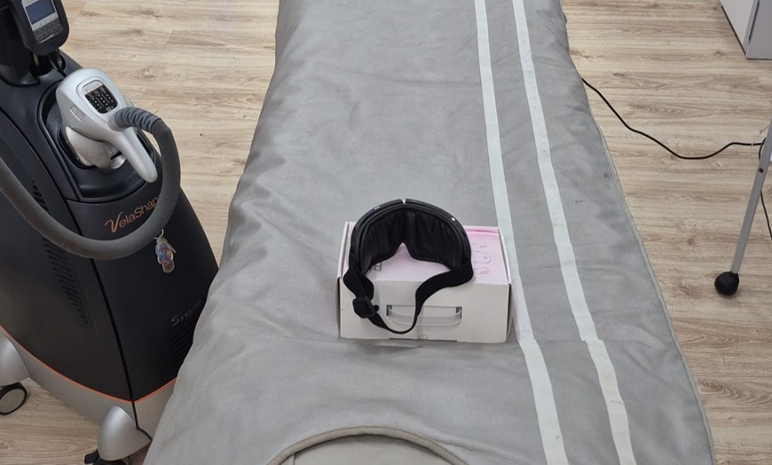 Image 5: 6 u 8 sesiones de tratamiento reductor con cavitación y vacumterapia 