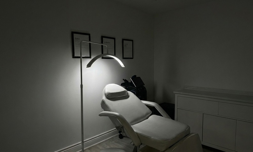Image 4: One or Two PRP Hair Restoration Sessions for Fuller Hair