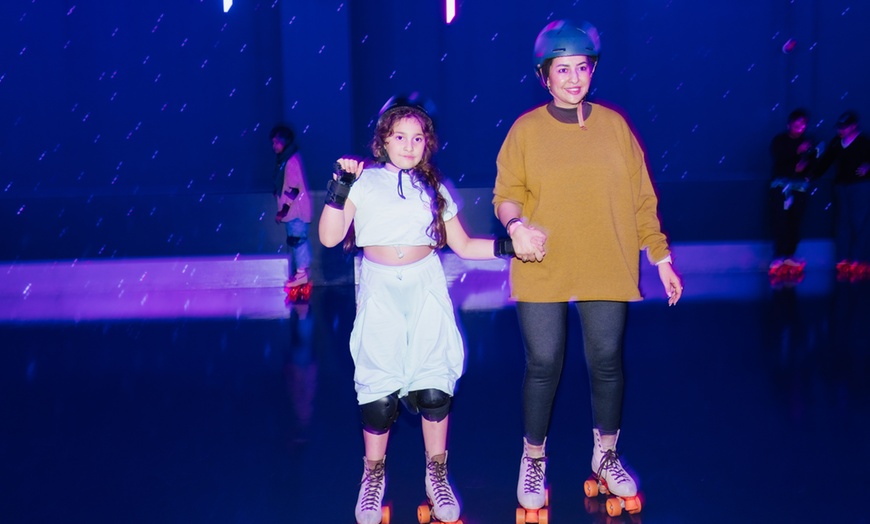 Image 11: Glide into Fun: Enjoy 45-Min Skate Rental for 1, 2, or 4 People 