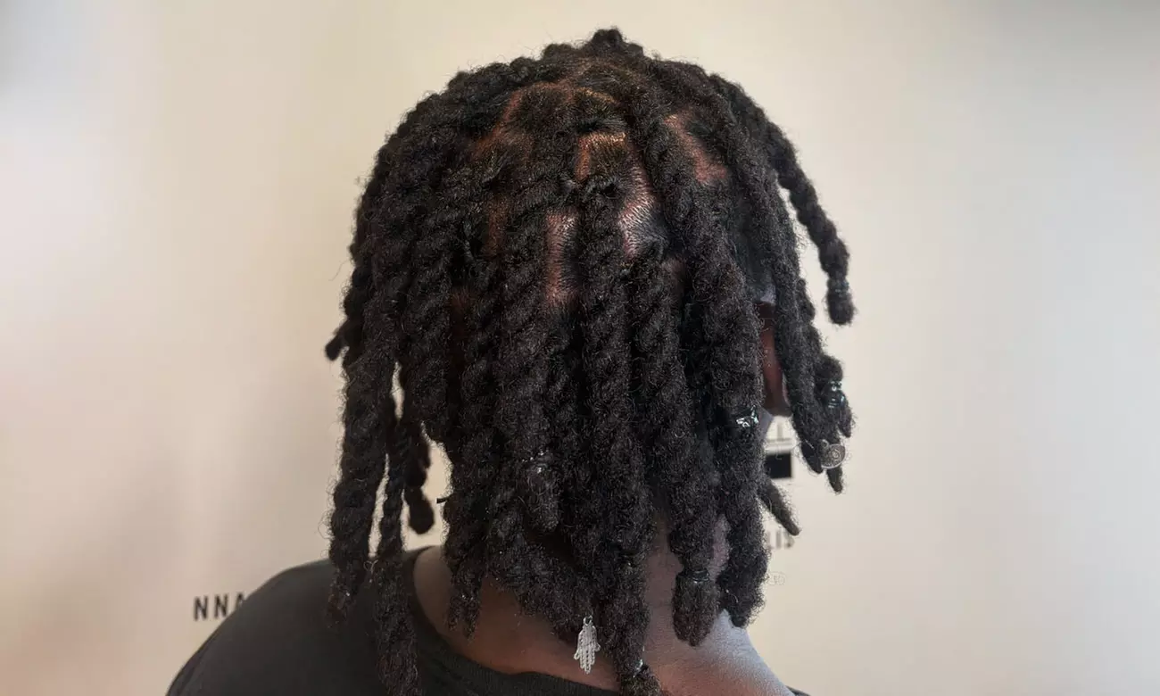 Total Transformation Package: Shampoo, Blowdry, Steaming, Styling & More at Cosmo Mili (Up to 51% Off) - Primary Image