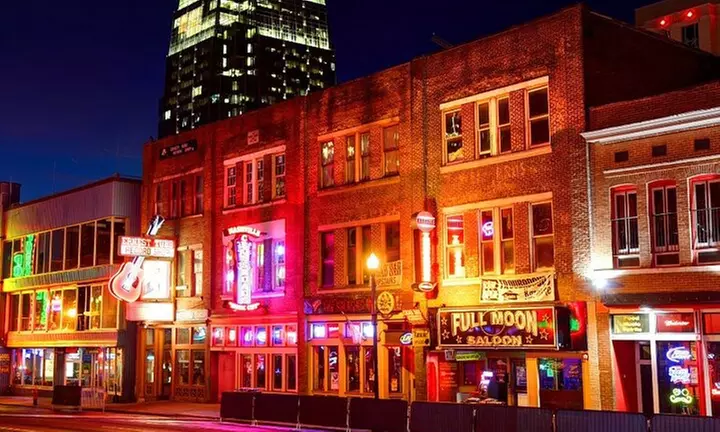 Enjoy 90-Minute Carnage and Chaos Ghost Tour for Up to Four People 