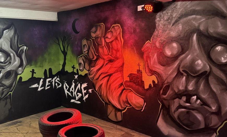 Image 2: 30-Minute Rage Cage with Optional Activity Lane For 4 or 8 People 