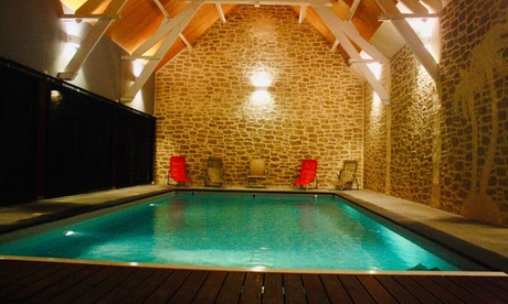 Espace privatif avec piscine et bain à remous pendant 1h30 ou 2h pour 2 personnes dès 44 € à l'institut Plaisir Do
