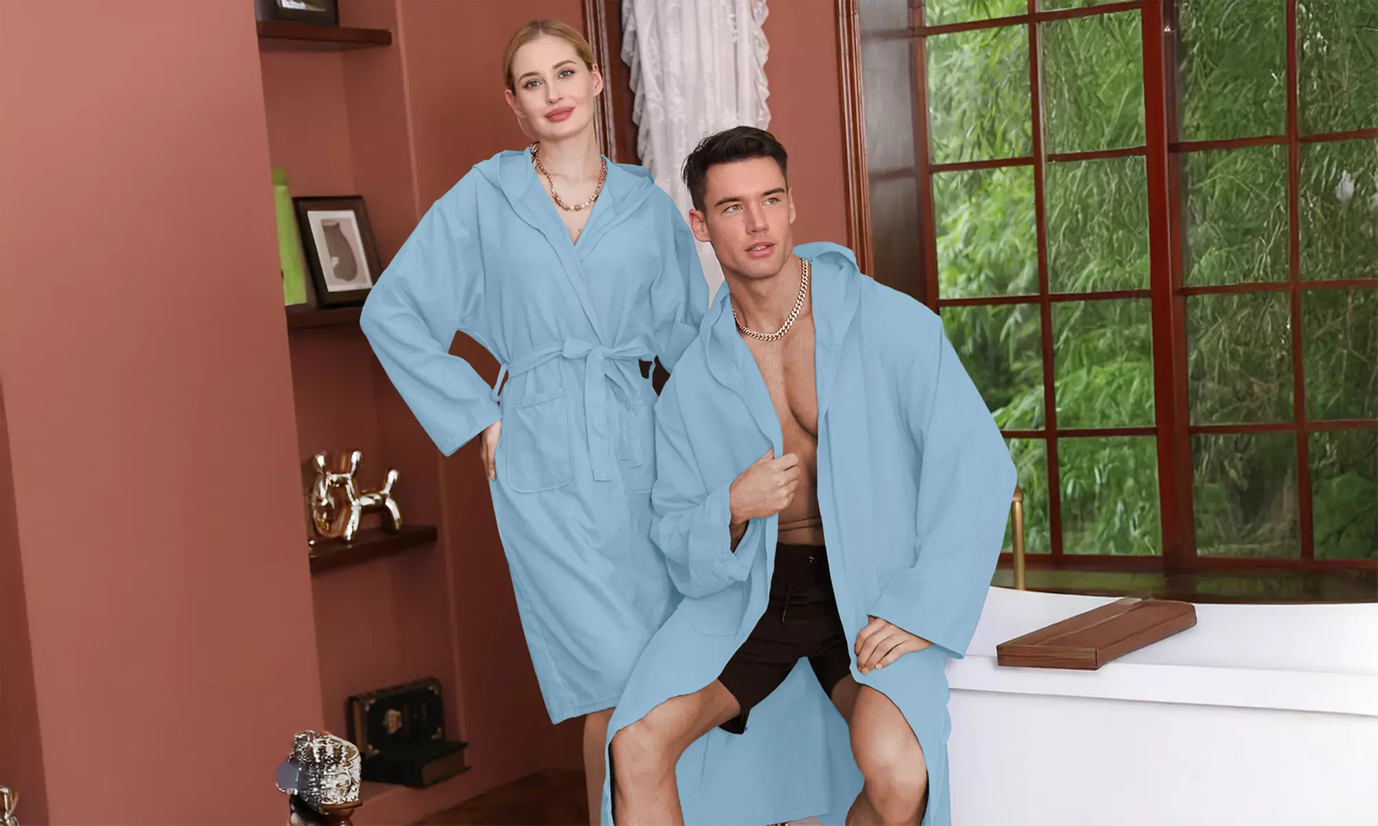 Mikrofaser-Bademantel mit Kapuze